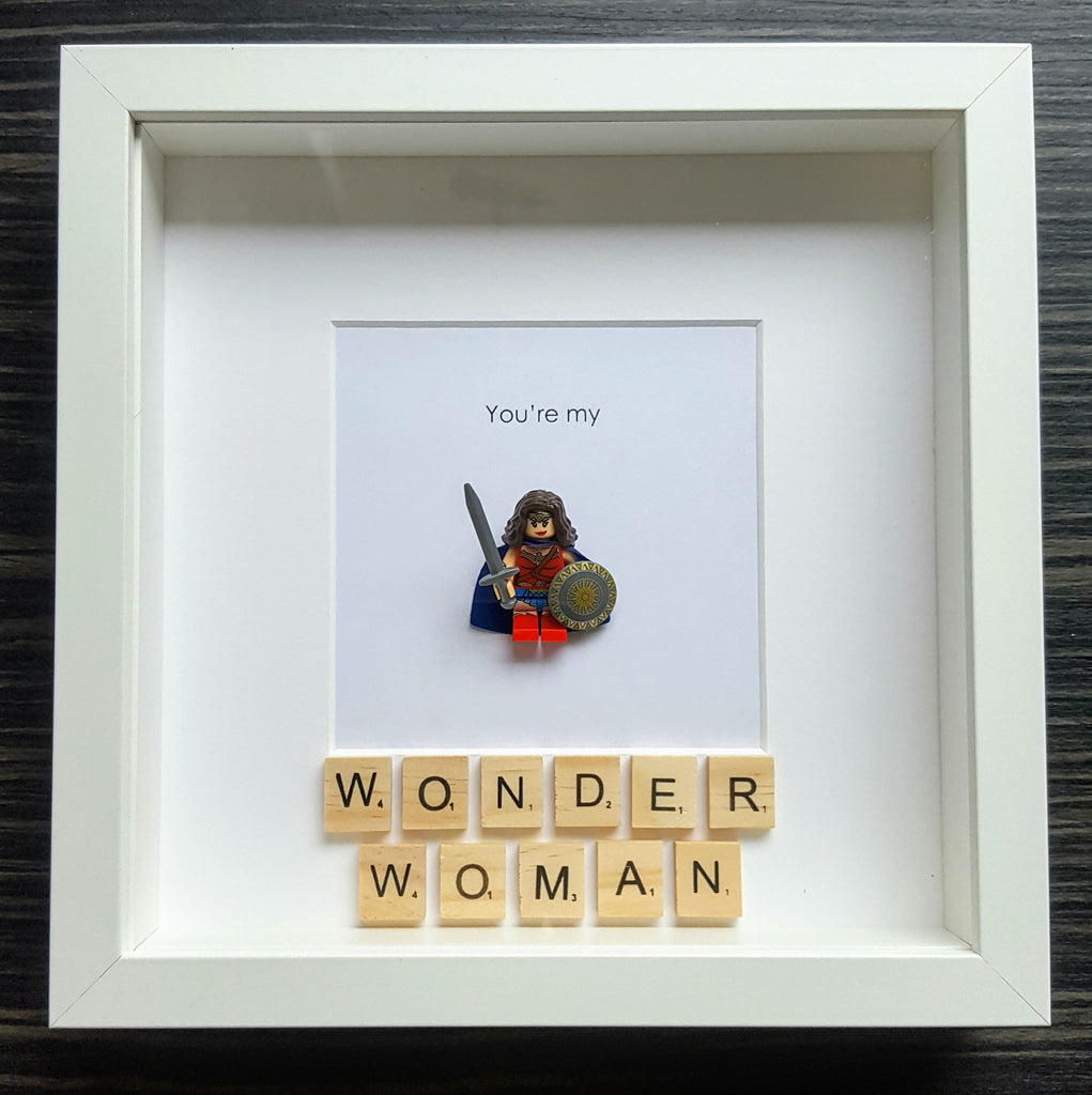 Wonder Woman™ Badge Reel Made With LEGO® Minifigure™ -  Ireland